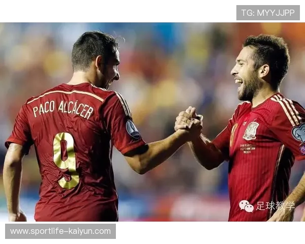 足球明星踢碎手机事件曝光是谁做的引发网友热议